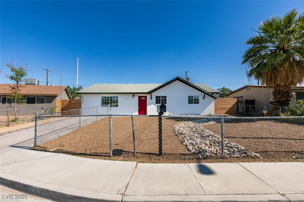 4360 El Tovar, Las Vegas, NV 89115