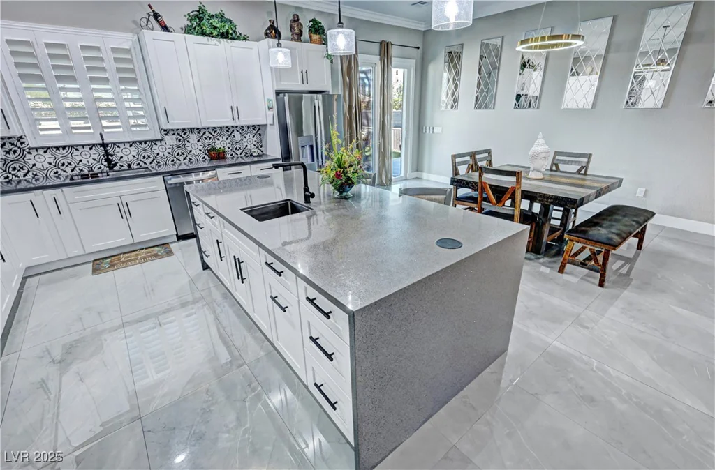 2891 Rainbow, Pahrump, NV 89048