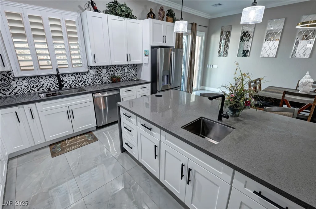 2891 Rainbow, Pahrump, NV 89048