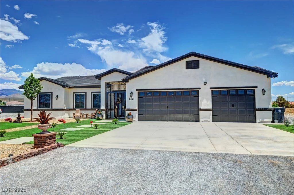 2891 Rainbow, Pahrump, NV 89048