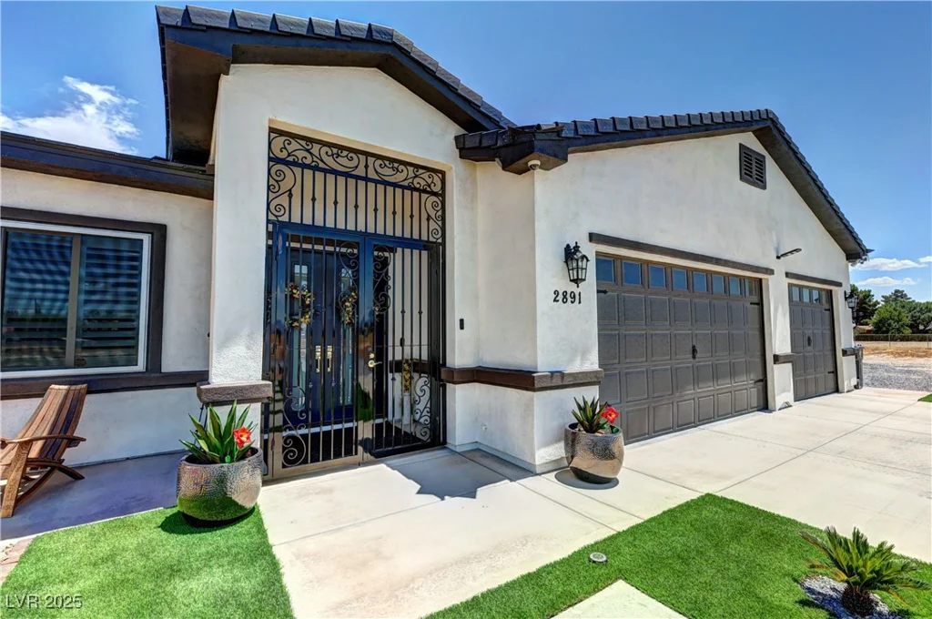 2891 Rainbow, Pahrump, NV 89048