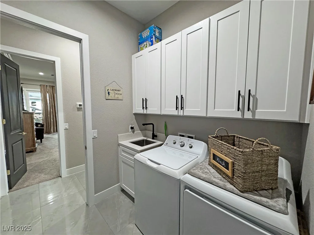2891 Rainbow, Pahrump, NV 89048