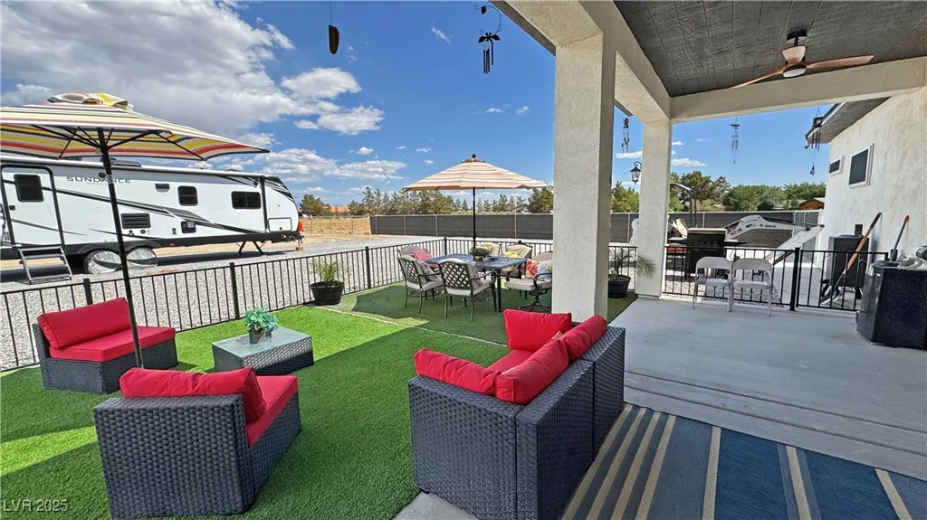 2891 Rainbow, Pahrump, NV 89048