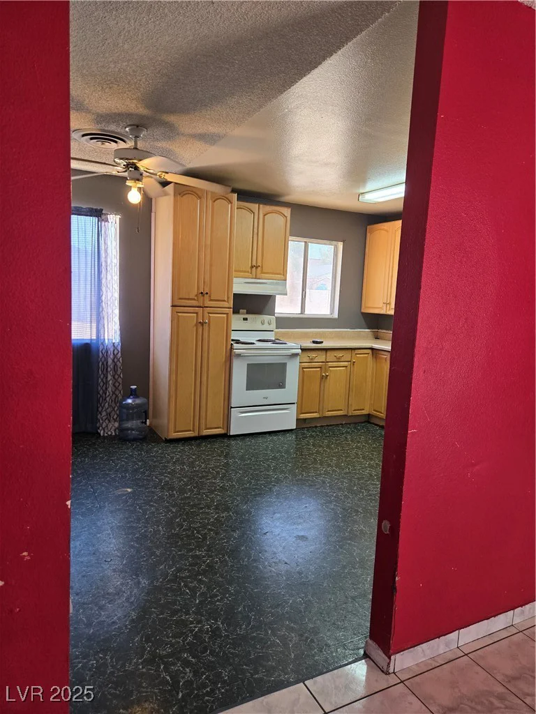 4329 Studio, Las Vegas, NV 89115