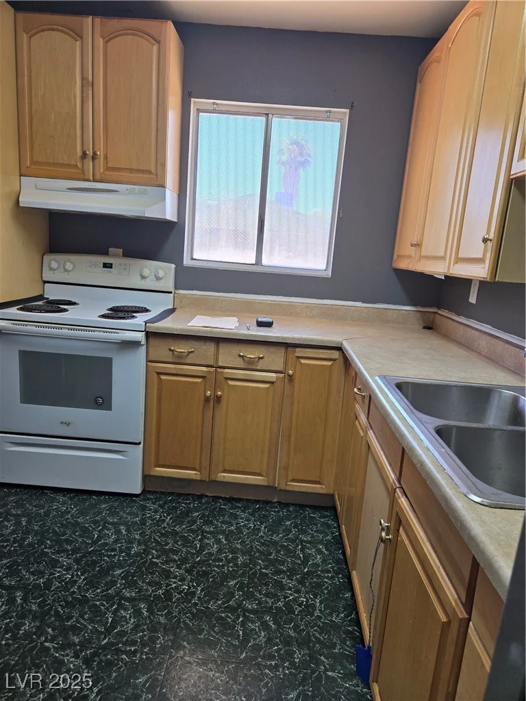 4329 Studio, Las Vegas, NV 89115