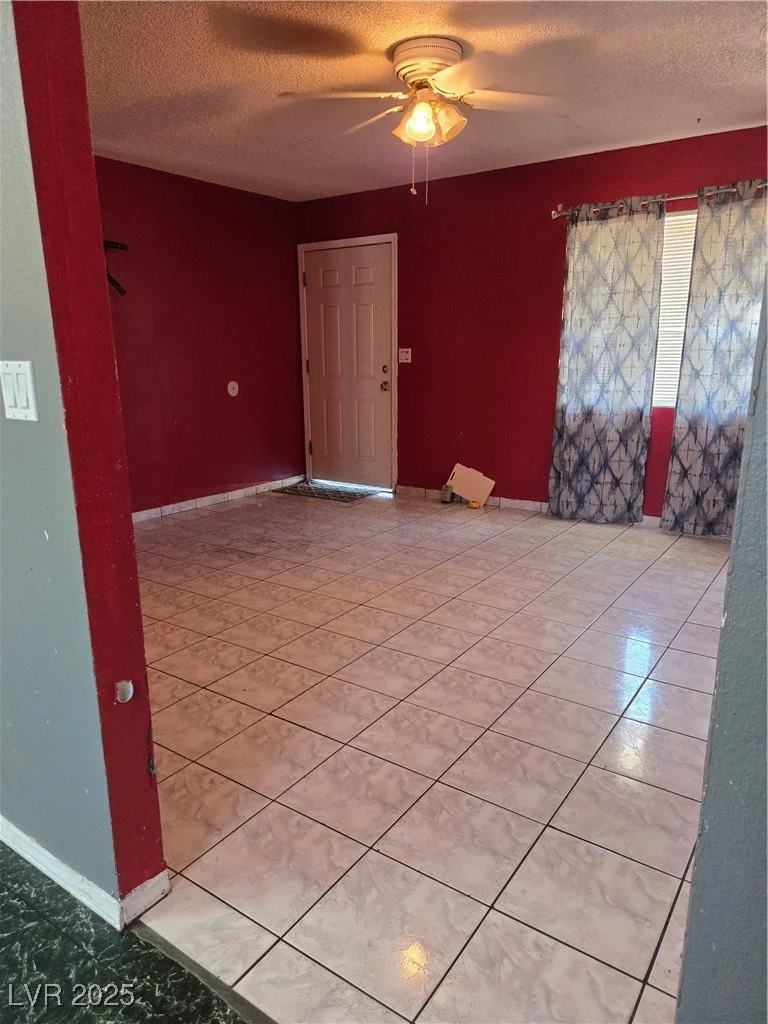 4329 Studio, Las Vegas, NV 89115