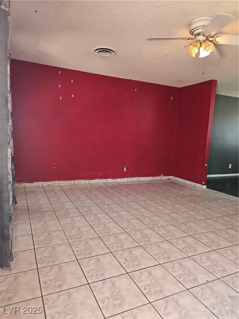 4329 Studio, Las Vegas, NV 89115