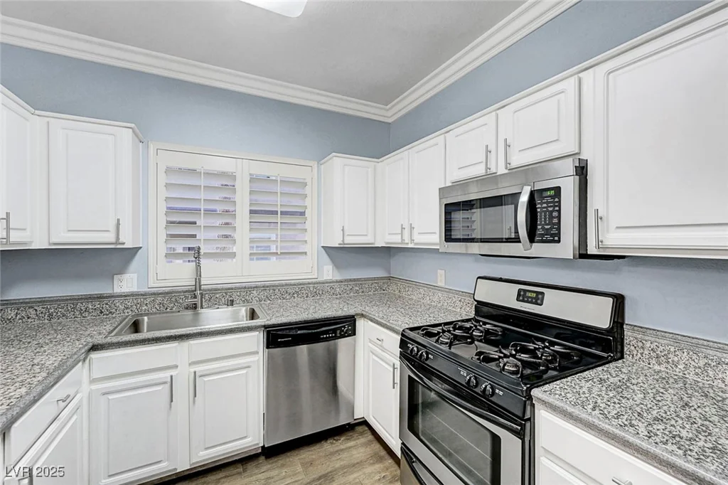 5250 Rainbow, Las Vegas, NV 89118