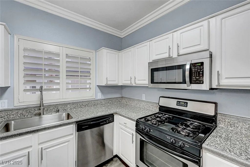 5250 Rainbow, Las Vegas, NV 89118
