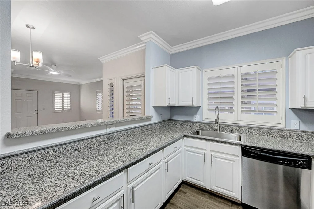 5250 Rainbow, Las Vegas, NV 89118