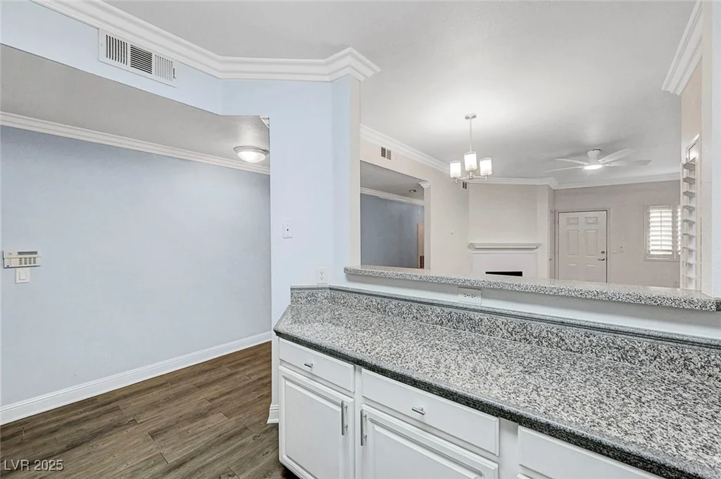 5250 Rainbow, Las Vegas, NV 89118