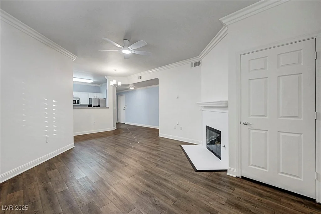 5250 Rainbow, Las Vegas, NV 89118