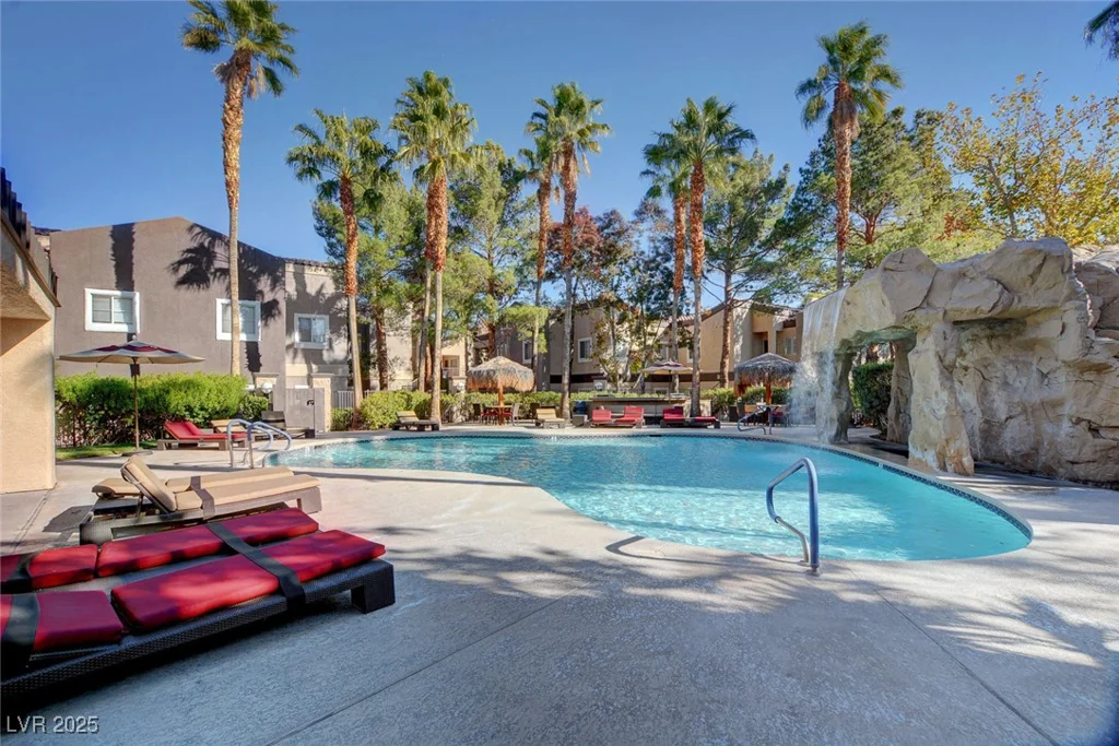 5250 Rainbow, Las Vegas, NV 89118
