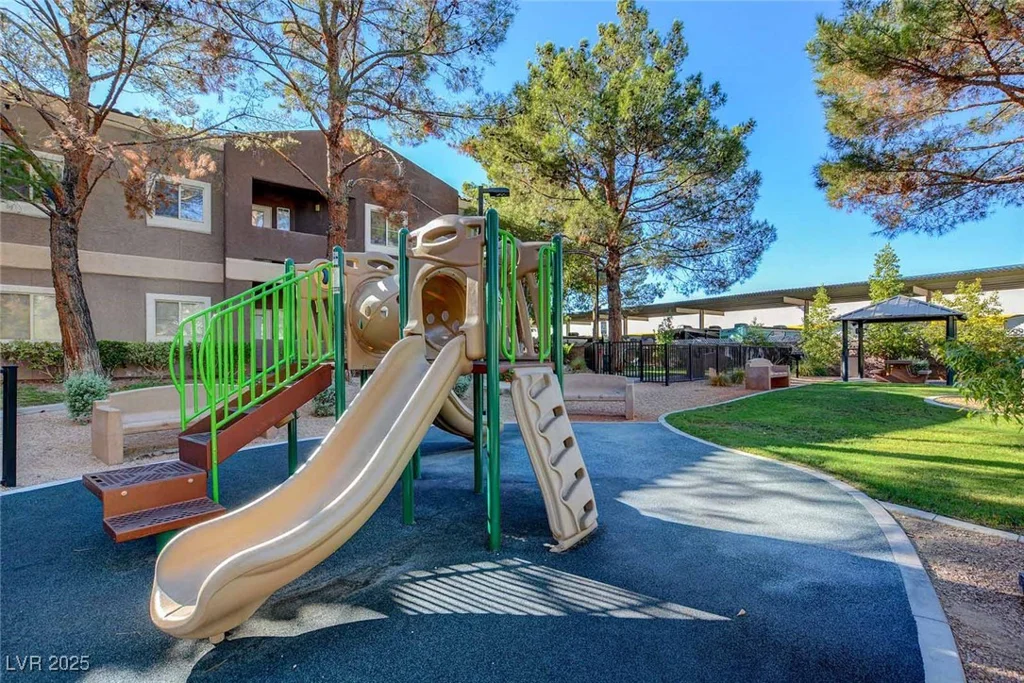 5250 Rainbow, Las Vegas, NV 89118