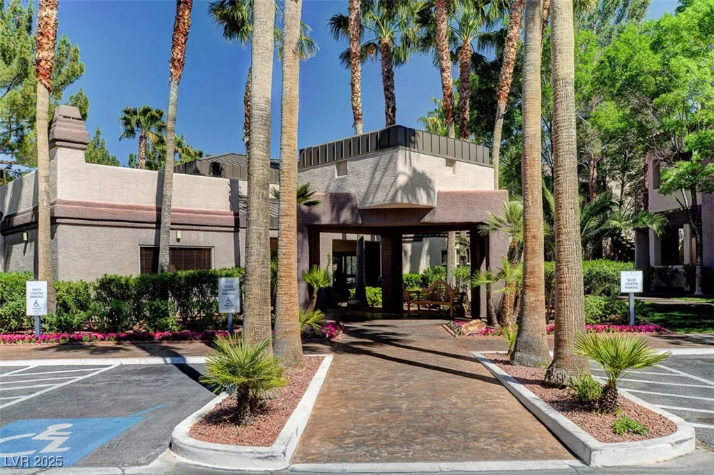 5250 Rainbow, Las Vegas, NV 89118