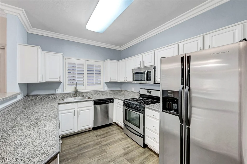 5250 Rainbow, Las Vegas, NV 89118