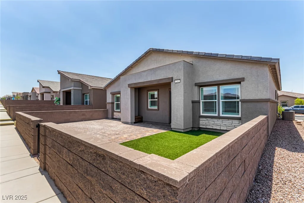 288 Whitney Crest, Henderson, NV 89015