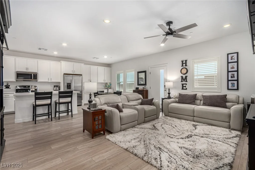 288 Whitney Crest, Henderson, NV 89015