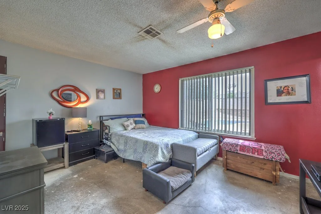 1004 Woodside, Henderson, NV 89015