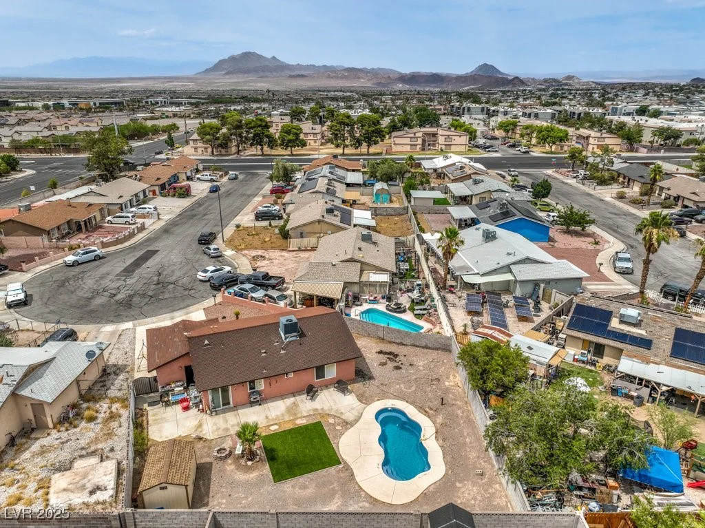 1004 Woodside, Henderson, NV 89015