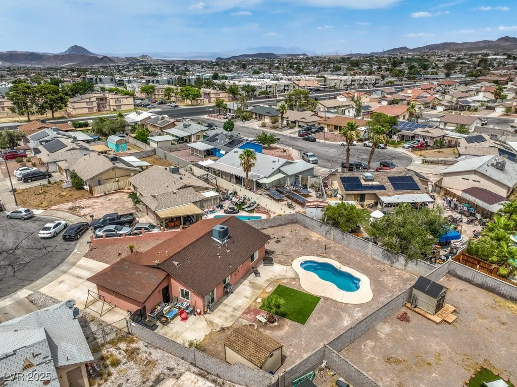 1004 Woodside, Henderson, NV 89015