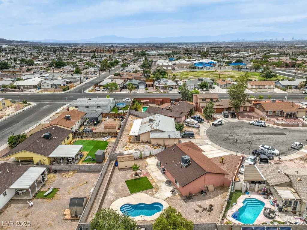 1004 Woodside, Henderson, NV 89015