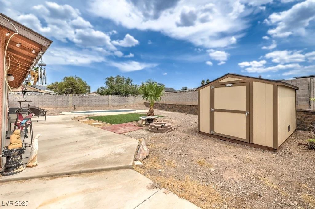 1004 Woodside, Henderson, NV 89015