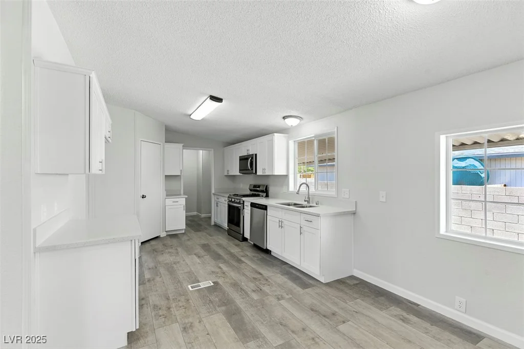 3742 Kolanut, Las Vegas, NV 89115