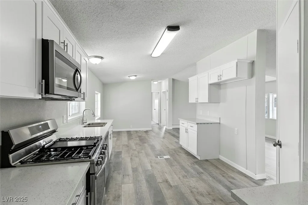 3742 Kolanut, Las Vegas, NV 89115