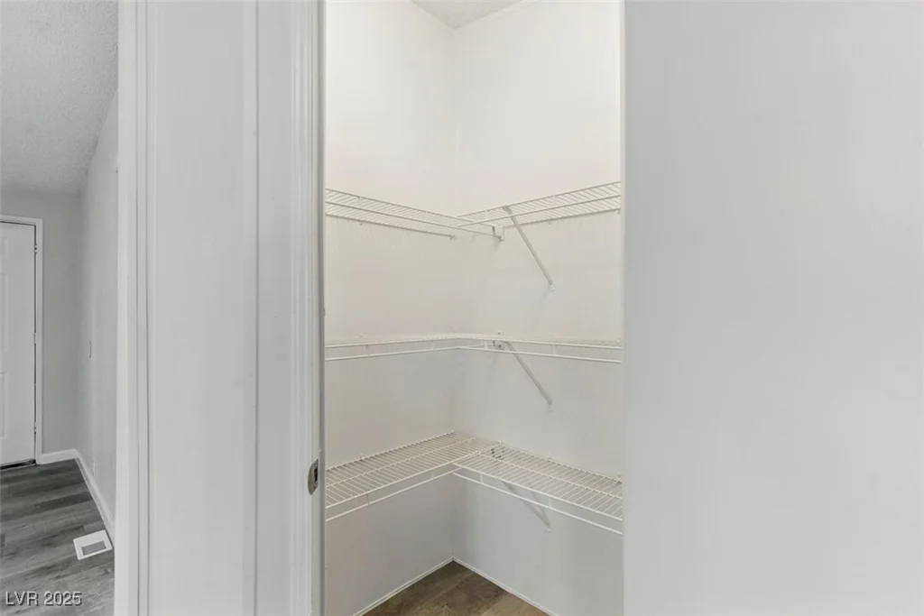 3742 Kolanut, Las Vegas, NV 89115
