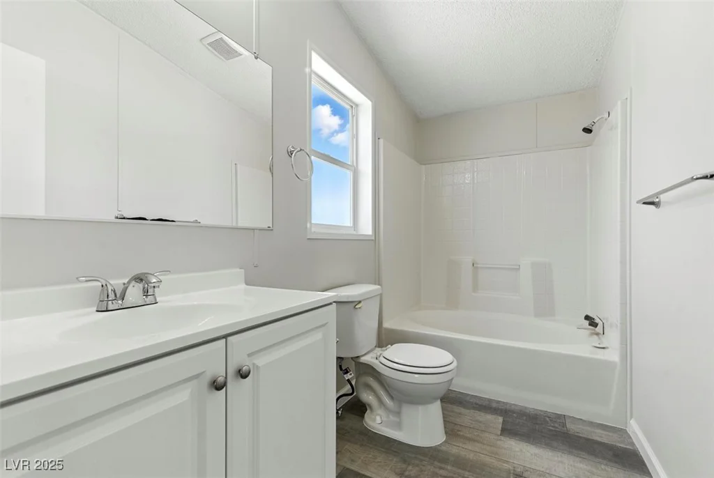 3742 Kolanut, Las Vegas, NV 89115