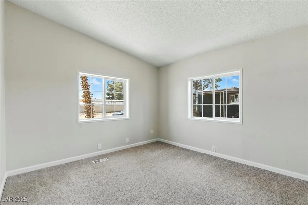 3742 Kolanut, Las Vegas, NV 89115