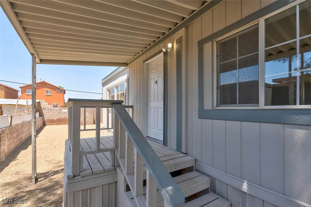 3742 Kolanut, Las Vegas, NV 89115