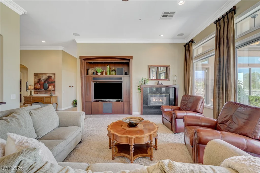 16 Mallard Creek, Henderson, NV 89052