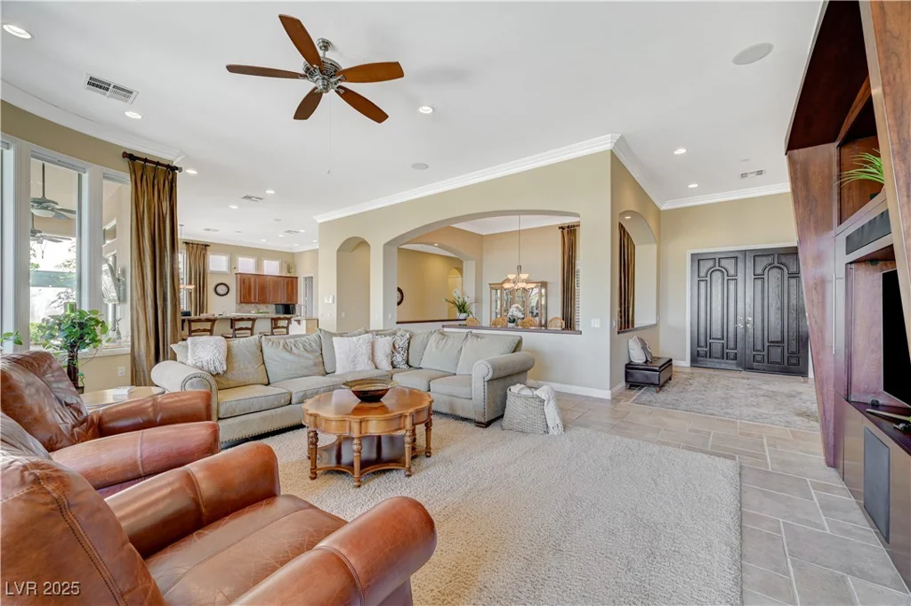 16 Mallard Creek, Henderson, NV 89052