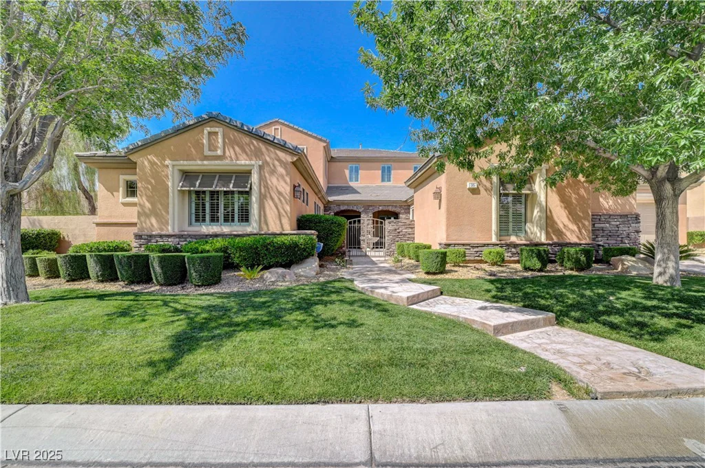 16 Mallard Creek, Henderson, NV 89052