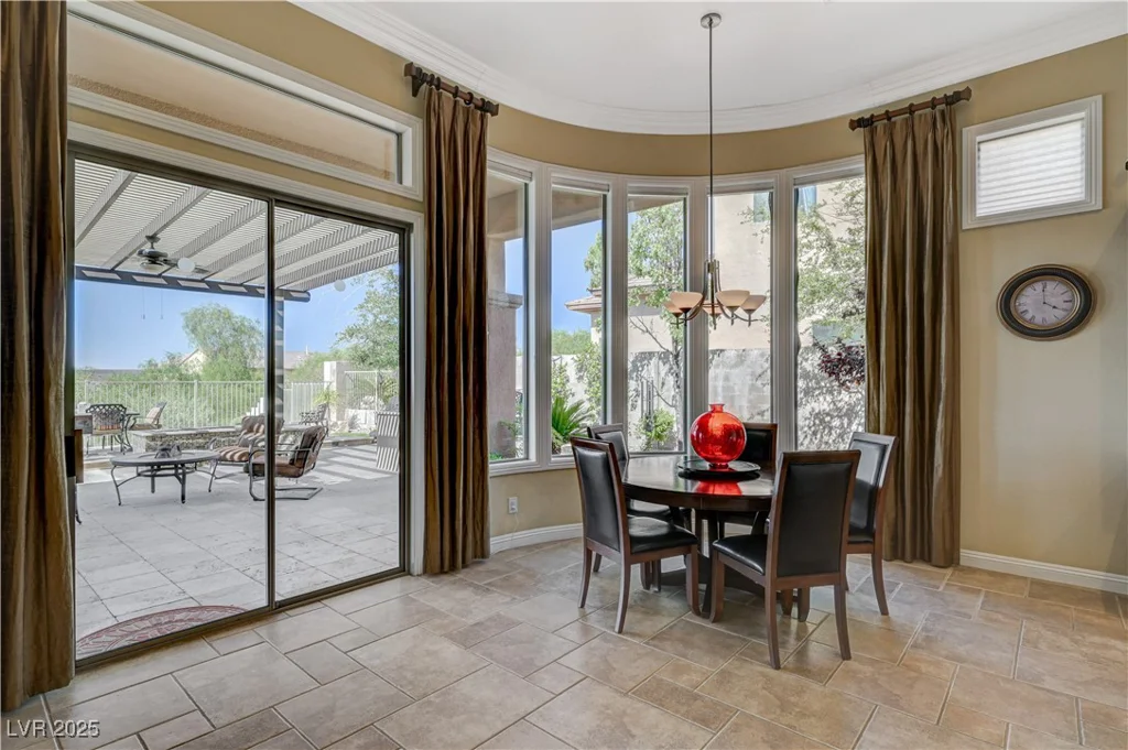 16 Mallard Creek, Henderson, NV 89052