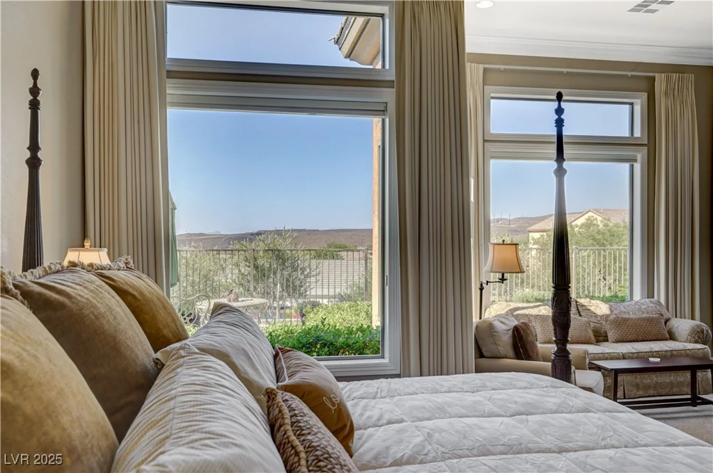 16 Mallard Creek, Henderson, NV 89052