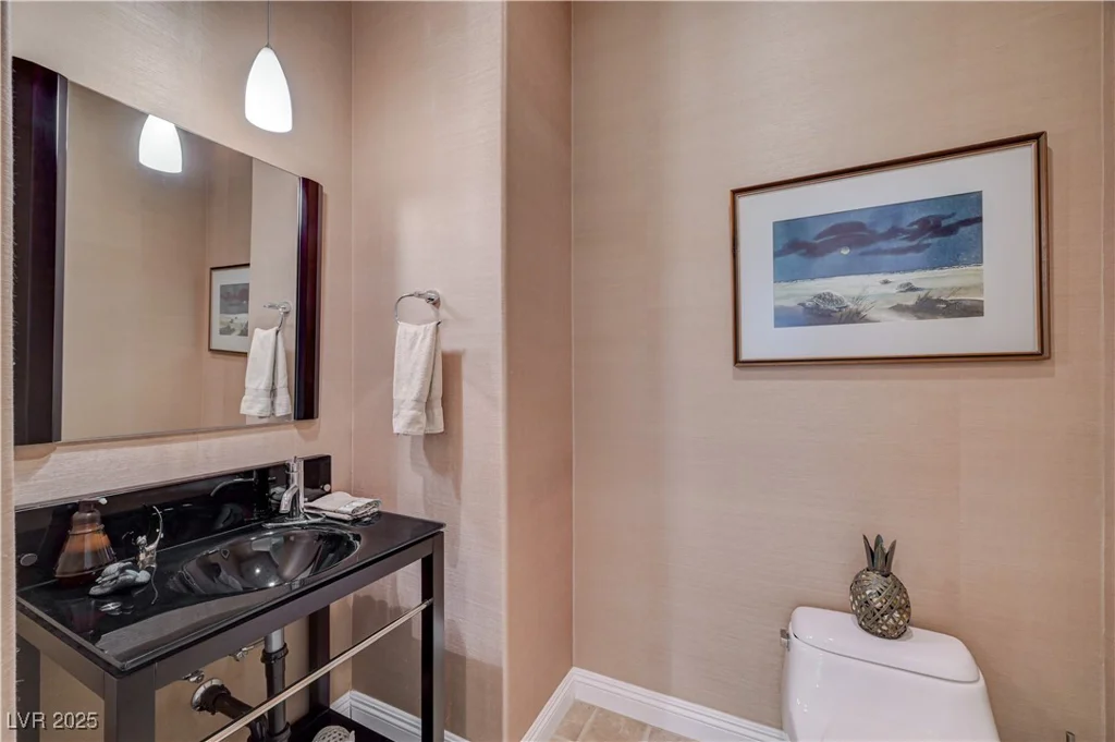 16 Mallard Creek, Henderson, NV 89052