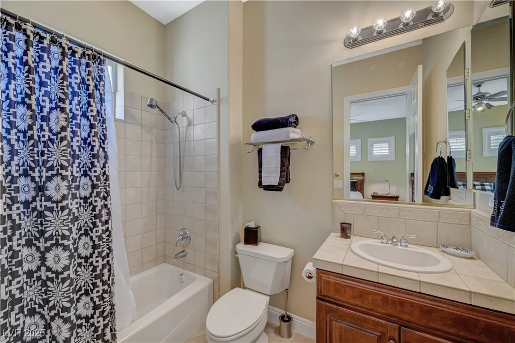16 Mallard Creek, Henderson, NV 89052