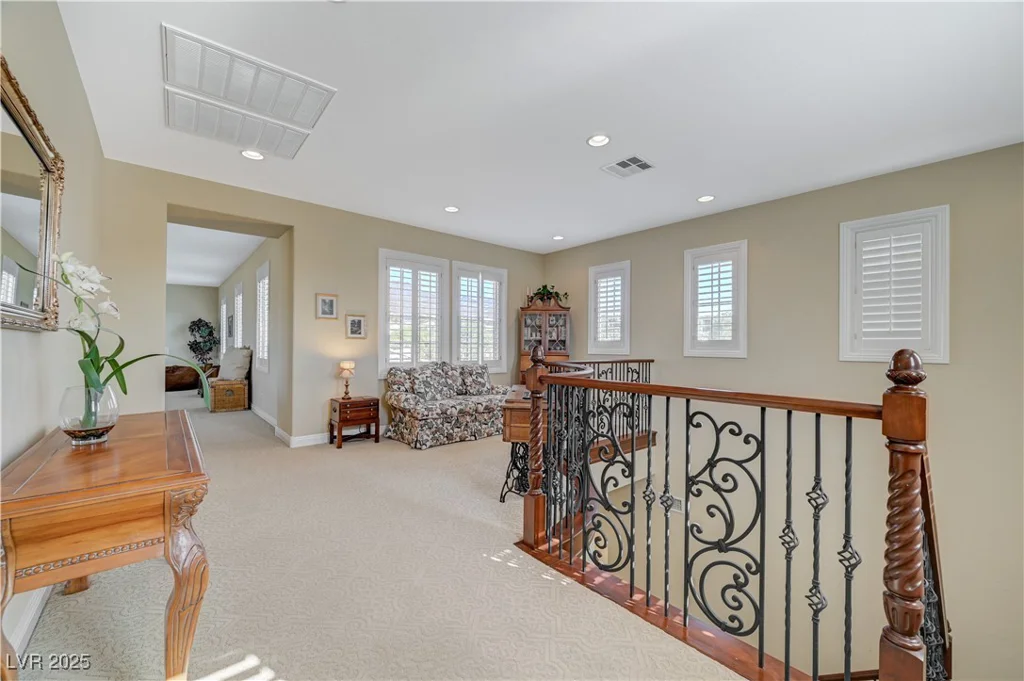16 Mallard Creek, Henderson, NV 89052