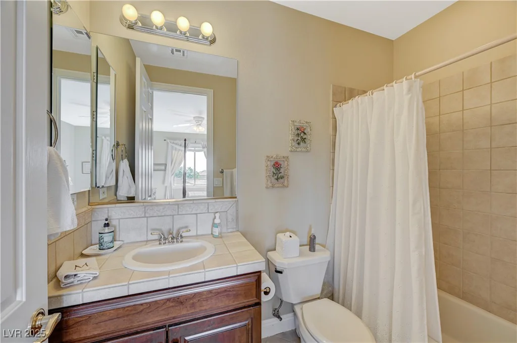 16 Mallard Creek, Henderson, NV 89052