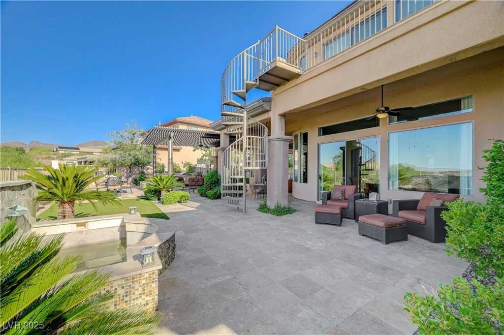 16 Mallard Creek, Henderson, NV 89052