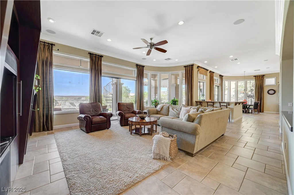 16 Mallard Creek, Henderson, NV 89052
