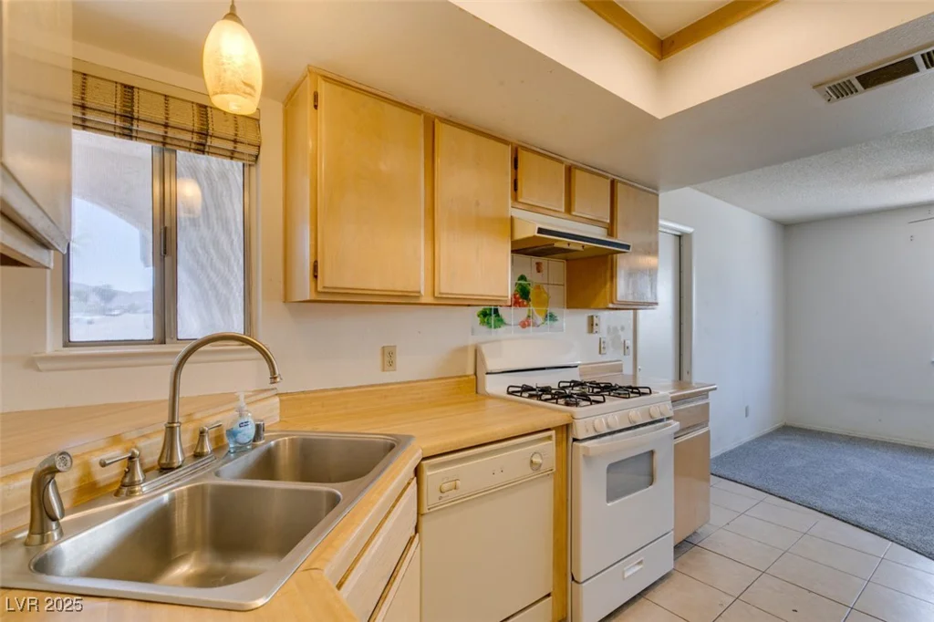 813 Cherry, Henderson, NV 89002