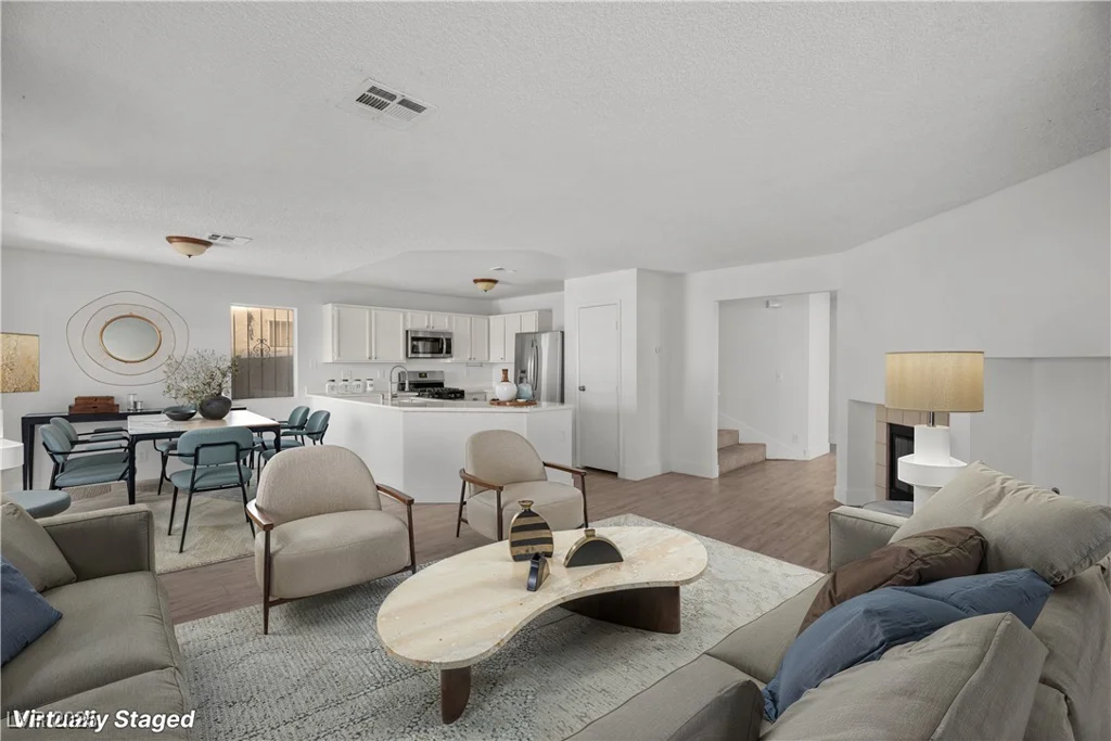5458 Walton Heath, Las Vegas, NV 89142