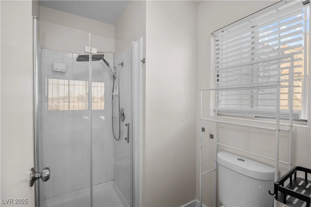 5458 Walton Heath, Las Vegas, NV 89142