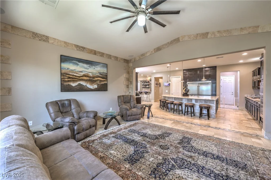 10319 Larkmead, Las Vegas, NV 89149