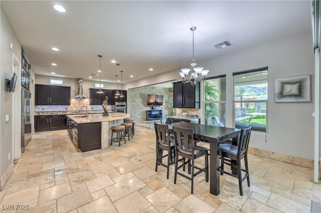 10319 Larkmead, Las Vegas, NV 89149