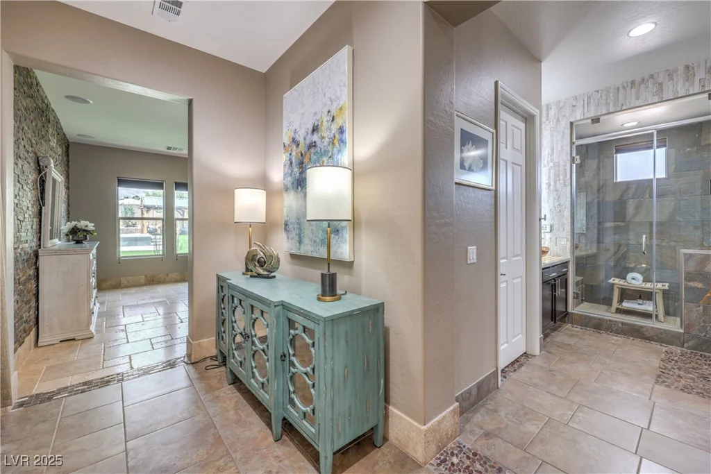 10319 Larkmead, Las Vegas, NV 89149